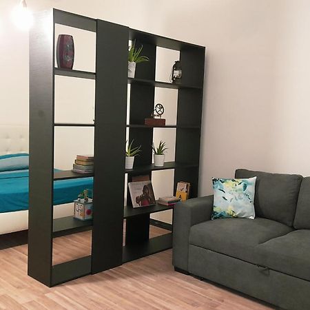 La Casa Di Christina Lägenhet Imperia Exteriör bild