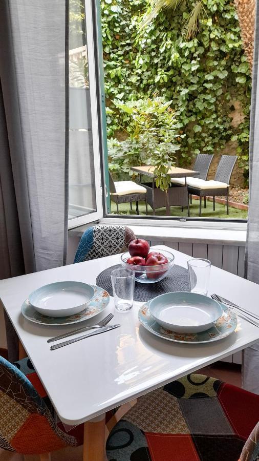 La Casa Di Christina Lägenhet Imperia Exteriör bild